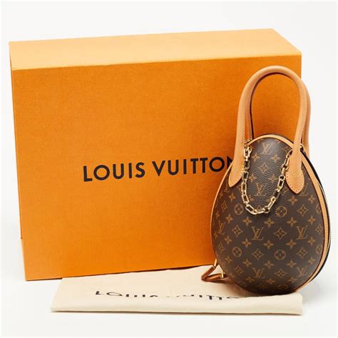 black louis vuitton egg bag